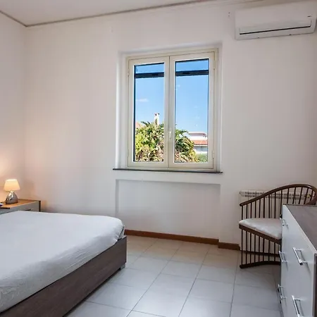 Ortensia Apartments By Wonderful Italy Aci Castello Exterior photo